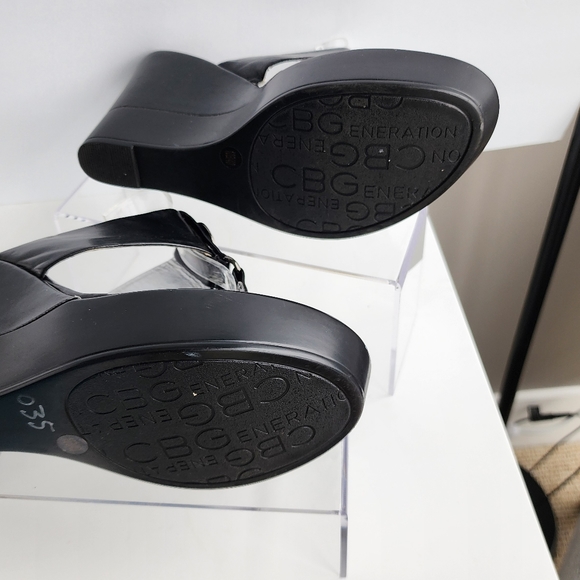 BCBGeneration Thong Logo Platform Wedge Sandals | Black | Sz 10 - Picture 4 of 4